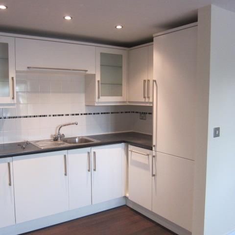 2 Bedroom Flat - Photo 1