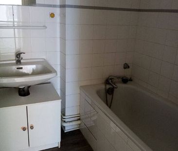 Location appartement 2 pièces 54 m² à Saint-Laurent-sur-Saône (0175... - Photo 6