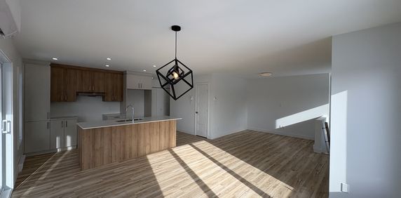 5 1/2 Sherbrooke - Photo 2