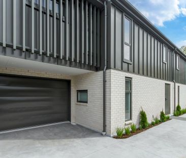 Spacious 3 bedroom, 2 bathroom home - Photo 4