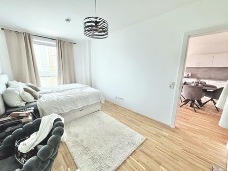 BALKONTRAUM | HELLE 2 ZIMMER | HOCHWERTIGE AUSSTATTUNG | TOPLAGE - Photo 3