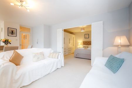 1 Bed Flat, Grosvenor Court, SW15 - Photo 2