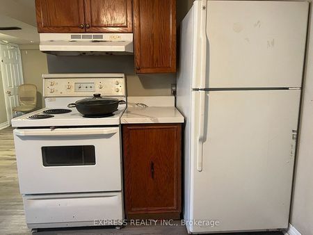 For Lease - 80 Taunton Road Unit# Bsmt, Oshawa, Ontario - Photo 5