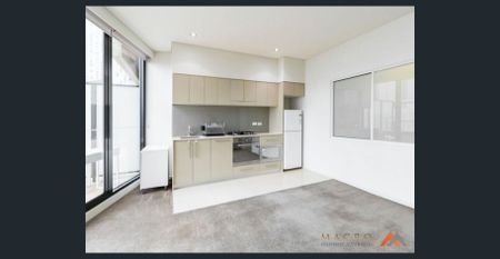 Furnished 1 Bedroom Apartment - GREAT LOCATION!!! - Photo 5