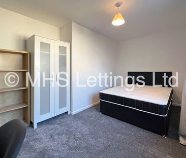 4 Bedroom Mid Terraced House for rent in Holborn Street - Photo 5