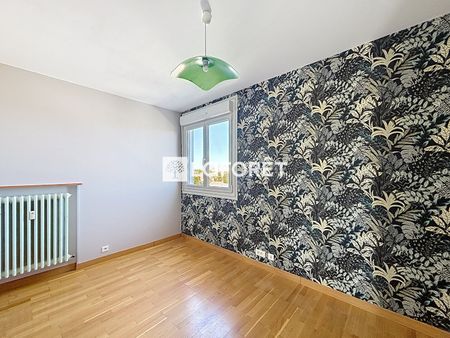 Location Appartement 4 pièces 66m² - Photo 3