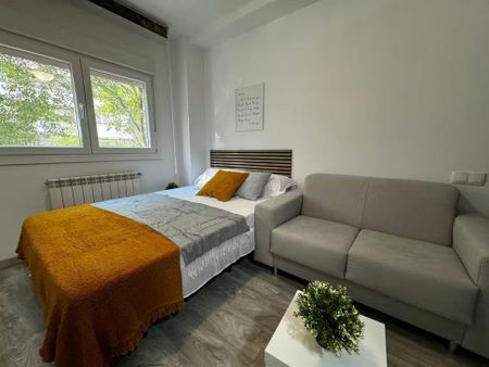 Calle de San Serapio, Madrid, Community of Madrid 28026 - Photo 5