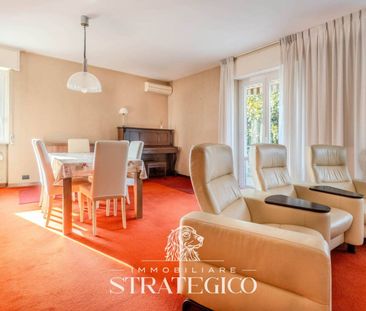 Appartamento via 2 Giugno 43, Centro, Arona - Photo 2