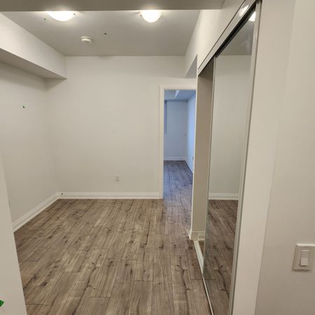 For Lease - 412 Silver Maple Road Unit# 324, Oakville, Ontario - Photo 4