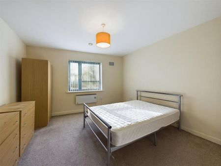2 bedroom flat to rent - Photo 3