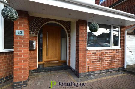 4 bedroom semi-detached house to rent - Photo 2