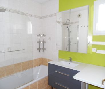 Location Appartement 3 pièce(s) - 67 m² - Photo 2