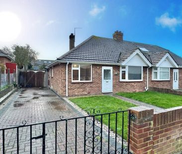 Hawes Avenue, Ramsgate, CT11 0RN, Kent - Photo 3