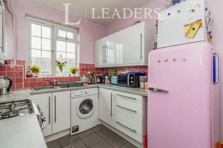1 bedroom flat to rent - Photo 4