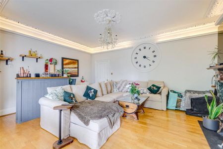 2 bedroom property to rent - Photo 4