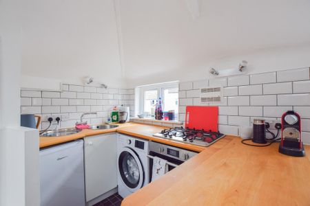 1 bedroom link detached house to rent - Photo 5