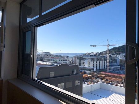 Penthouse, space, sun & views! - Photo 4