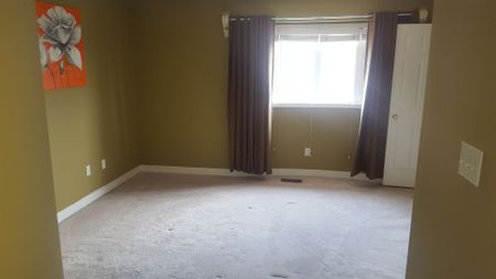 For Lease - 5456 Tree Crest Court, Mississauga, Ontario - Photo 3
