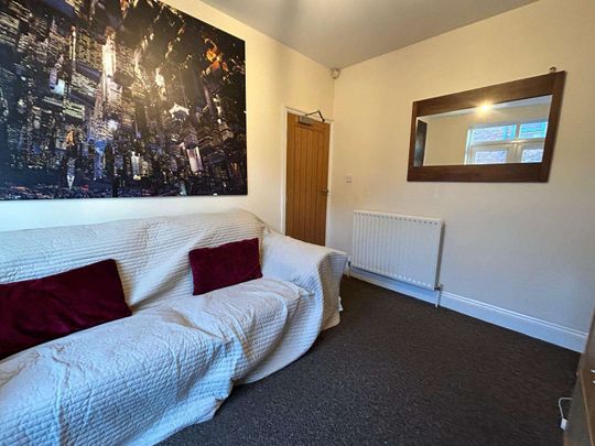 Yarm Road Room 2 - Photo 1