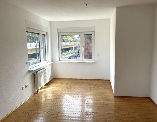 Geräumige 2-Zimmer-Wohnung mit Balkon in zentraler Lage von Leverkusen-Küppersteg! - Foto 1