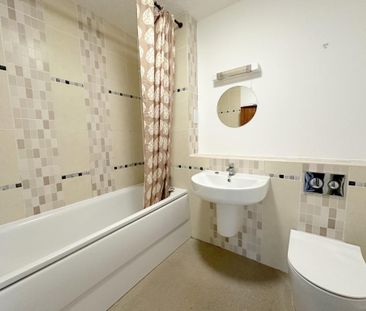 2 bedroom semi-detached house to rent - Photo 2