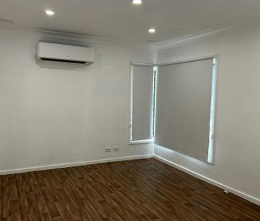 8 Oleander Crescent - Photo 3