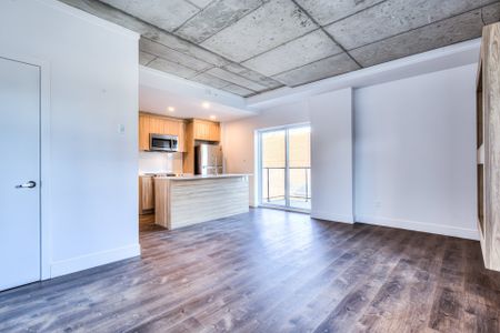 4227 Boul. St-Jean, #504 - Photo 4