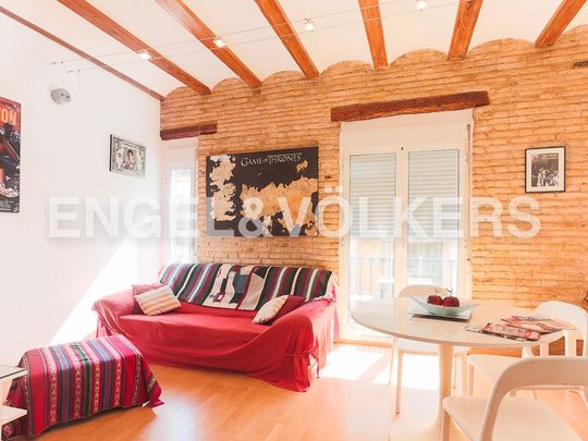 Apartamento de alquiler en Russafa - Photo 1