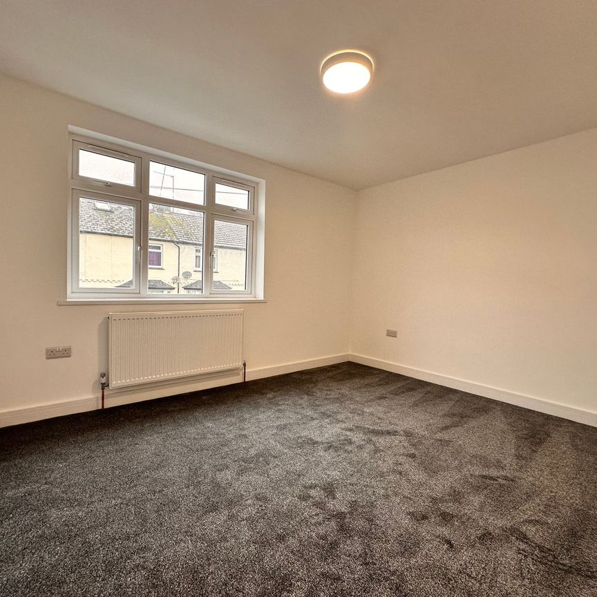 Corporation Road - Photo 1