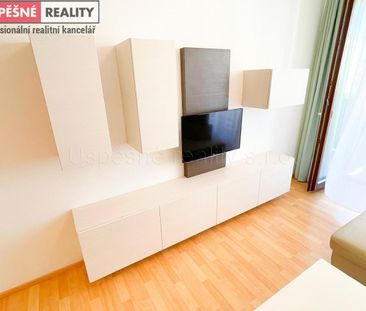 Pronájem bytu 2+kk 52 m² - Photo 1