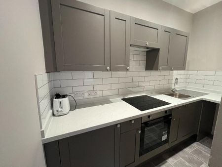 2 bedroom flat to rent - Photo 5