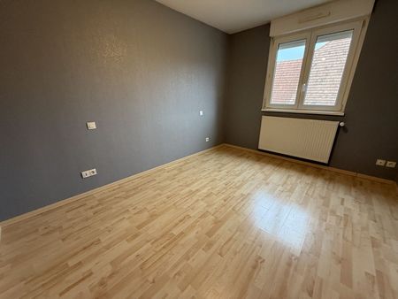 Location Appartement 4 pièces 79m² BRUMATH 67170 - Photo 3
