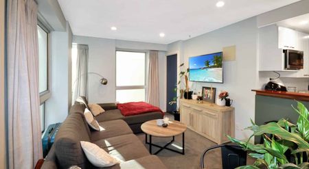 Apartment Living - Photo 4