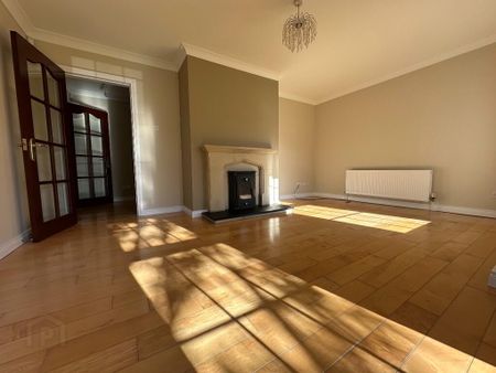 43 Tullymore Dale, Broughshane, Ballymena, BT43 7TD - Photo 2
