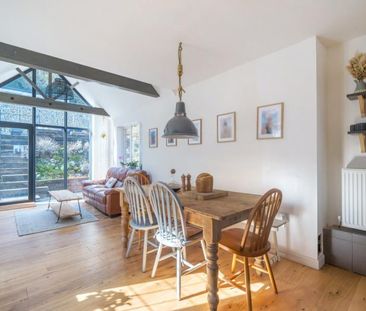 Chestnut Way, Guildford, Surrey, GU5 - Photo 3