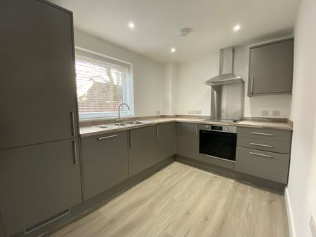 Peterborough - Photo 3