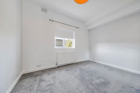 *Short Let* Charming apartment to rent on Queens Crescent, Chalk Farm NW5 - Photo 2