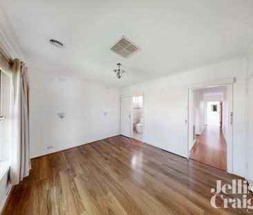 390 Chesterville Road, Bentleigh East - Photo 2