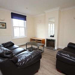 Elgar Bretts, Gordon Road, Canterbury, CT1 3QU, Kent - Photo 1