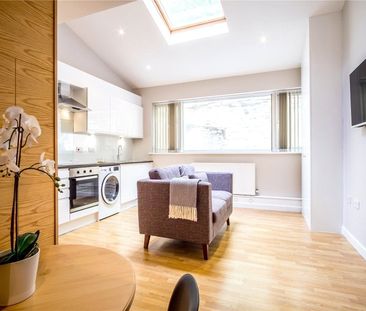 52 Bankfield Road, Huddersfield, HD1 - Photo 1