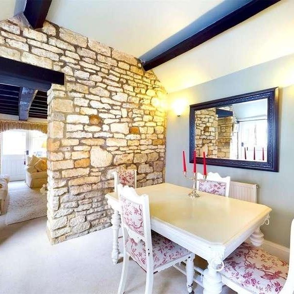 High Street, Moreton-in-marsh, GL56 - Photo 1
