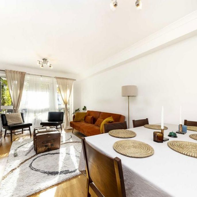 2 bedroom flat to rent - Photo 1