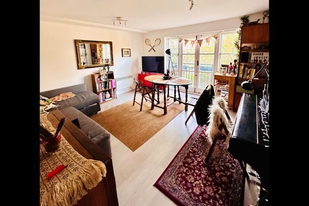 2 Bed Flat, Hertford Lock House, E3 - Photo 1