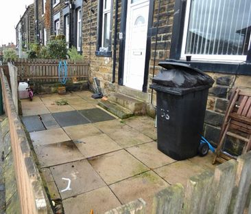 2 bedroom terraced house to rent - Photo 3