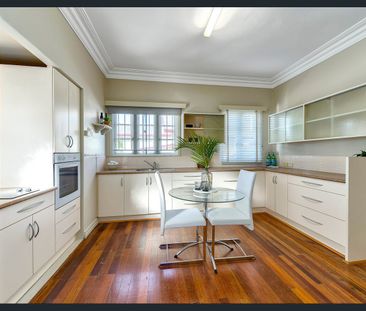 FULLY AIR CONDITIONED 2 BEDROOM HOUSE IN STAFFORD - Photo 5