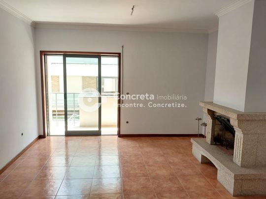 Apartamento T2 em Braga - Foto 1