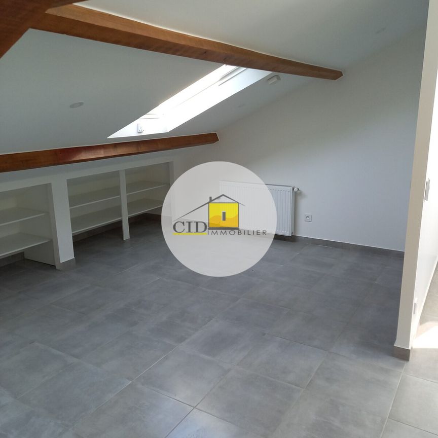 Appartement - 1 pièce - 23,33 m² - Saint-Priest - Photo 1