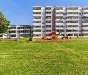 4.5-Zimmer-Wohnung mit Weitblick - zentral & modern - Photo 4