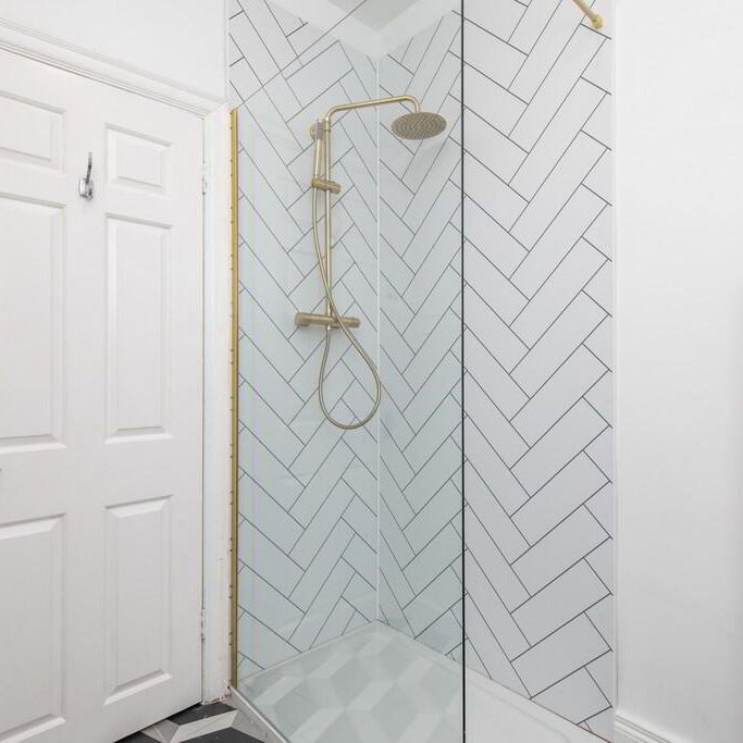 15 Soudan Street, Belfast, BT12 6LA - Photo 1