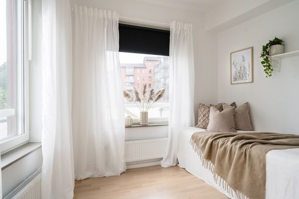 Herrgårdsgatan, Bålsta - Photo 1
